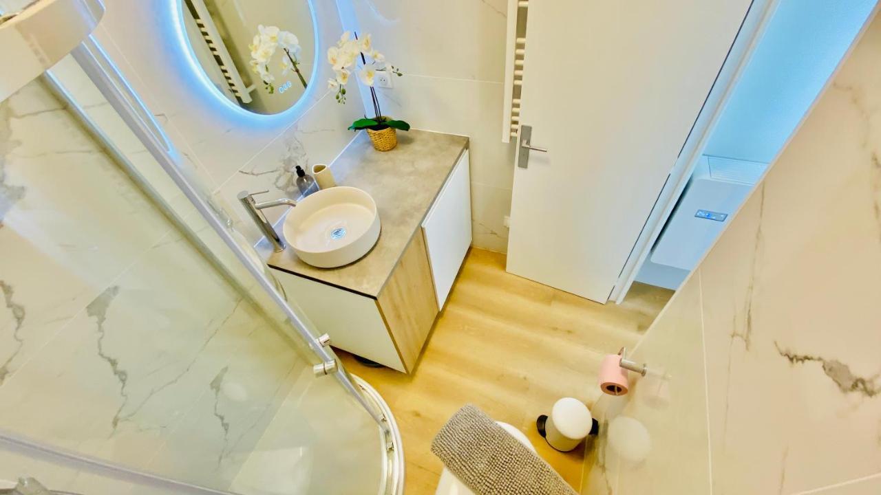 New Designer Studio Next To Casino Square With Ac & Internet モンテ・カルロ エクステリア 写真